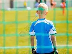 传奇落幕,曼城中场巨,星费尔南迪,九游会,J9,中国官方网站,JIUYOUHUI,游戏,在线游戏,手机游戏,休闲游戏,游戏下载