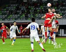 激情对决,曼城半场,领先富勒姆,九游会,J9,中国官方网站,JIUYOUHUI,游戏,在线游戏,手机游戏,休闲游戏,游戏下载