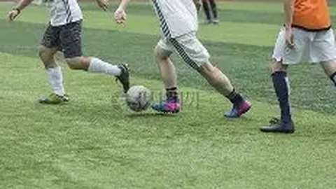 揭秘米兰德比前瞻：蓝黑军团强势反击，国际米兰高压战术暗藏危机？