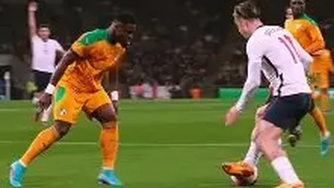 《斯洛特揭秘：面对皇马强敌，坚决执行高压战术，防线不留死角！》